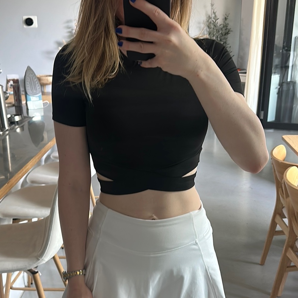 Athleta Black Cut-Out Crop T-Shirt